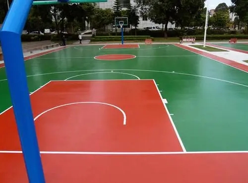 长沙球场地面翻新,裂缝修重要性